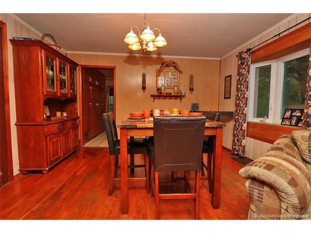 10729 Hwy P , Potosi, MO 63664