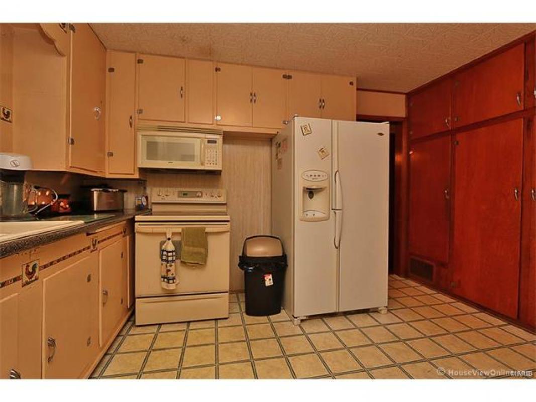 10729 Hwy P , Potosi, MO 63664