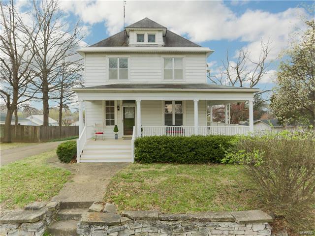 358 Seraphin, Ste Genevieve, MO 63670