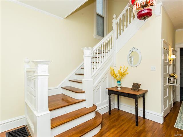 358 Seraphin, Ste Genevieve, MO 63670