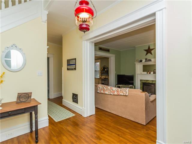 358 Seraphin, Ste Genevieve, MO 63670