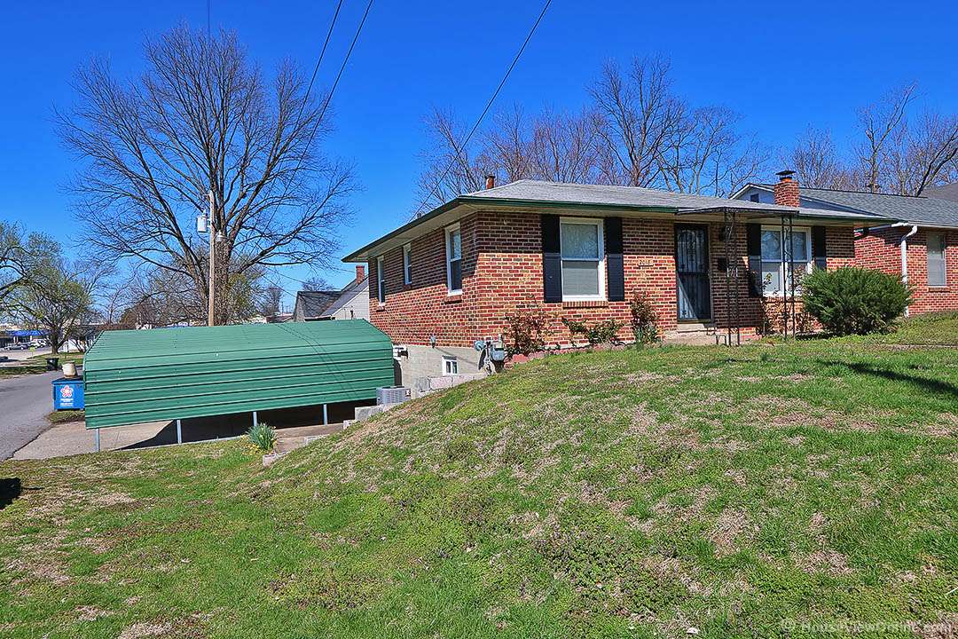 2018 Bloomfield Road, Cape Girardeau, MO 63701