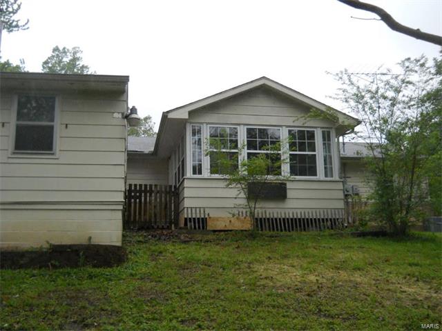 1608 North Henderson, Cape Girardeau, MO 63701
