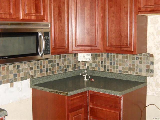 1608 North Henderson, Cape Girardeau, MO 63701