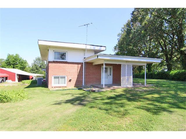 32914 County Road 309, Advance, MO 63730