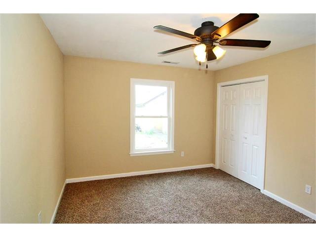 327 Black Avenue, Chaffee, MO 63740