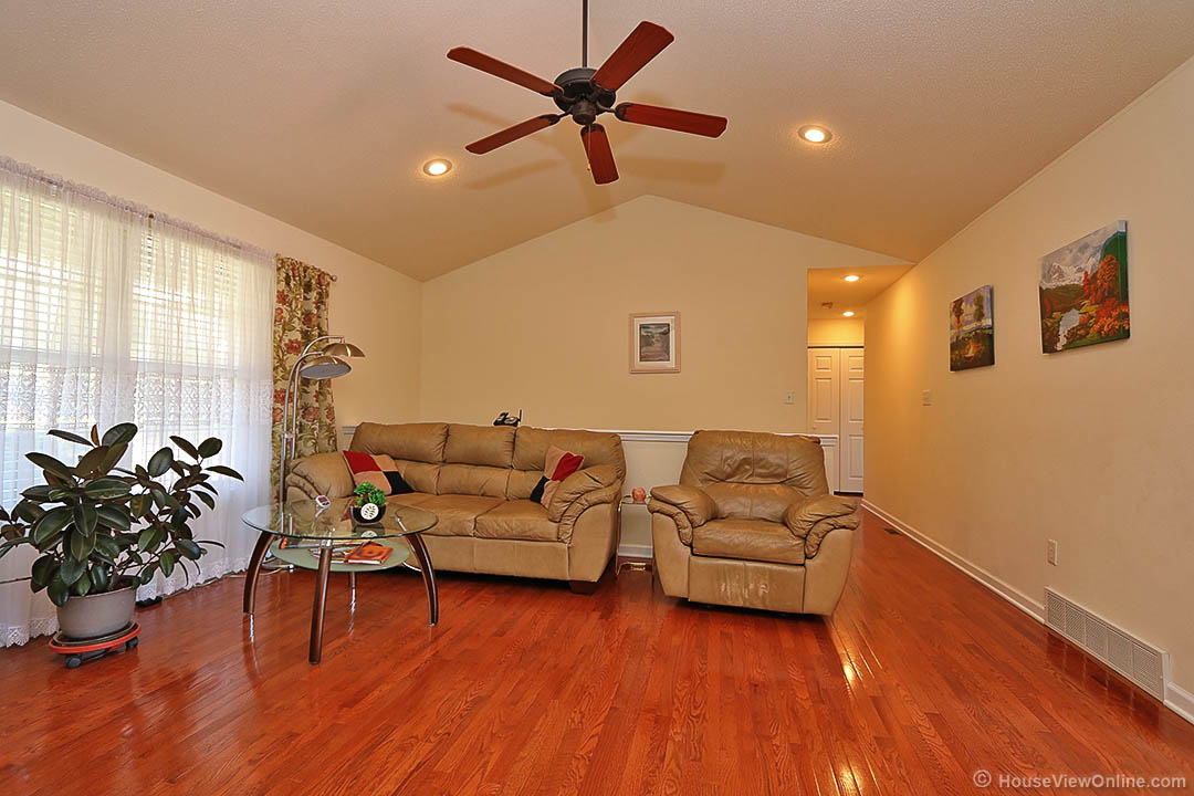 1639 Bella Vista, Jackson, United States 63755