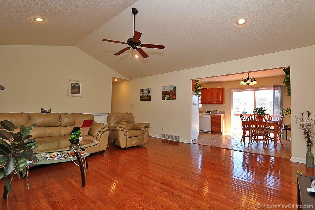 1639 Bella Vista, Jackson, United States 63755