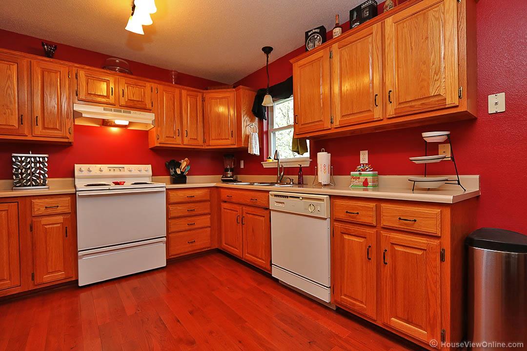 811Bunker Dr., Jackson, MO 63755