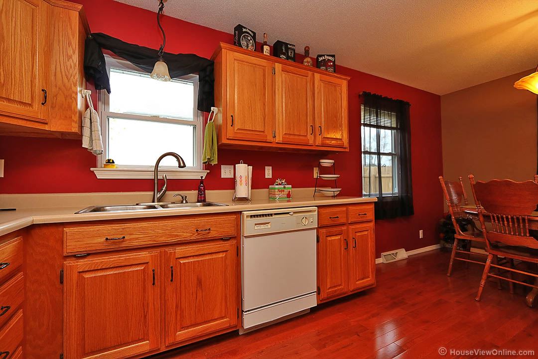 811Bunker Dr., Jackson, MO 63755