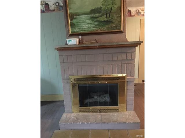 512 High Street, Marble Hill, MO 63764