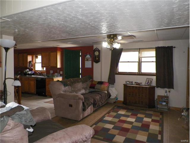 228 Mohawk Lane, Perryville, MO 63775