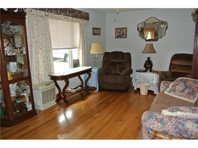 116 North Waters, Perryville, MO 63775