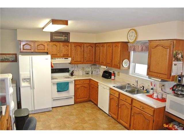 116 North Waters, Perryville, MO 63775