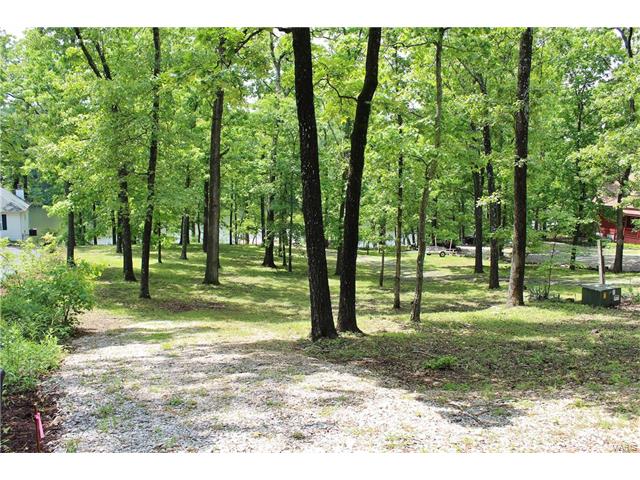1085 Port Perry Drive, Perryville, MO 63775