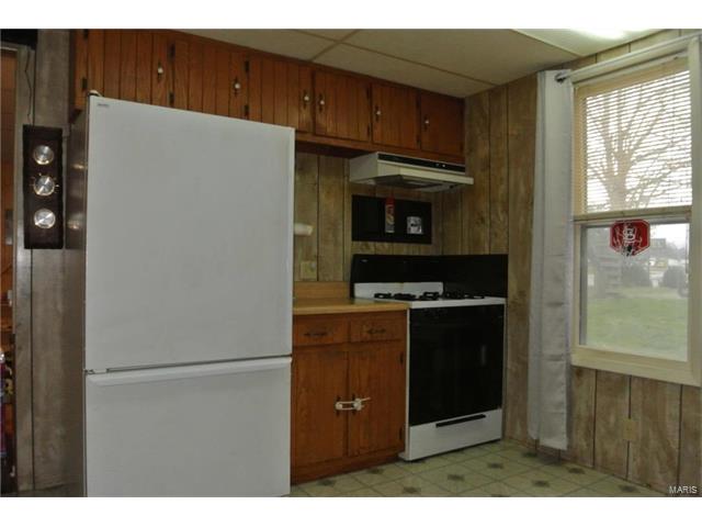 2241 S Kingshighway, Perryville, MO 63775