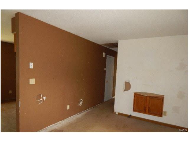 1016 Crestview, Perryville, MO 63775