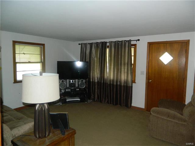 703 Bruce, Perryville, MO 63775