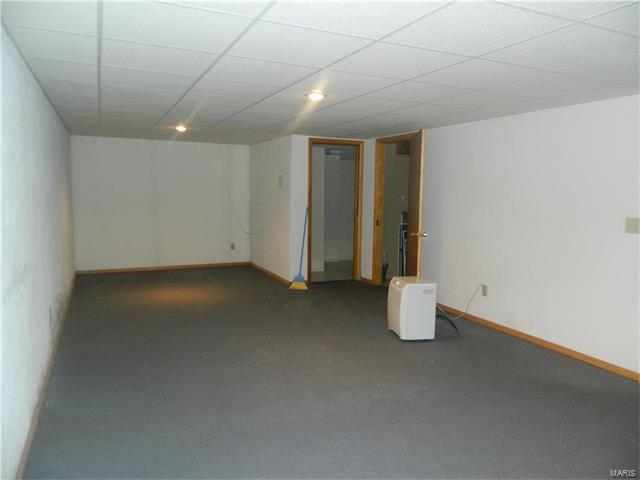 1111 West St. Joseph, Perryville, MO 63775
