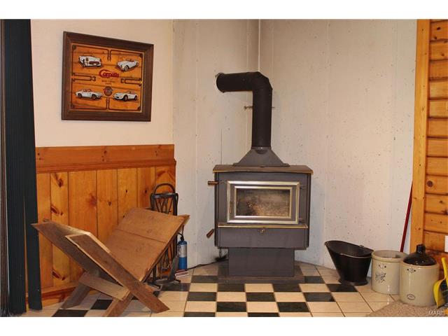 1559 Highway B, Perryville, MO 63775