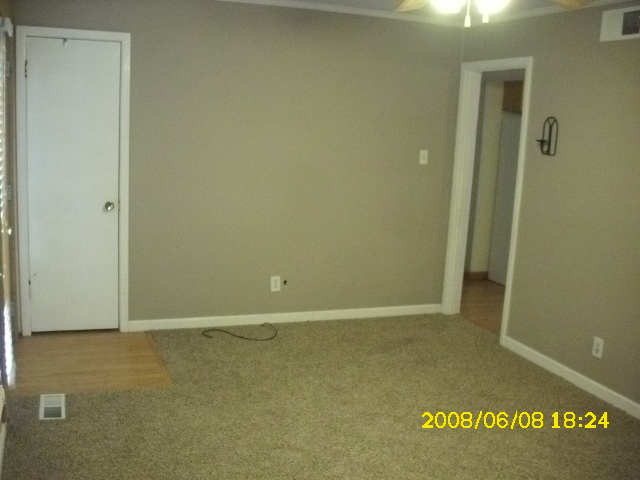 1910 Yale Drive, Scott City, MO 63780