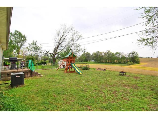 403 Harvard Drive, Scott City, MO 63780