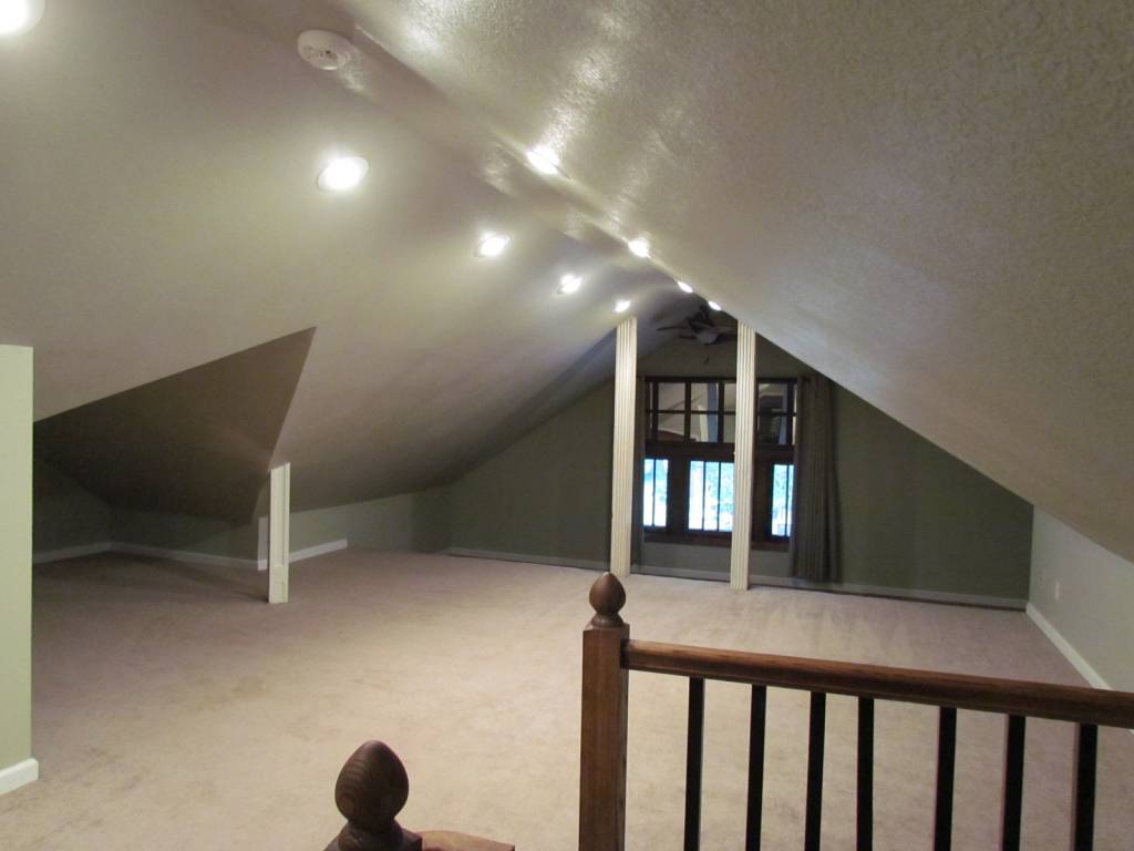 215 Dorothy St, Sikeston, MO 63801