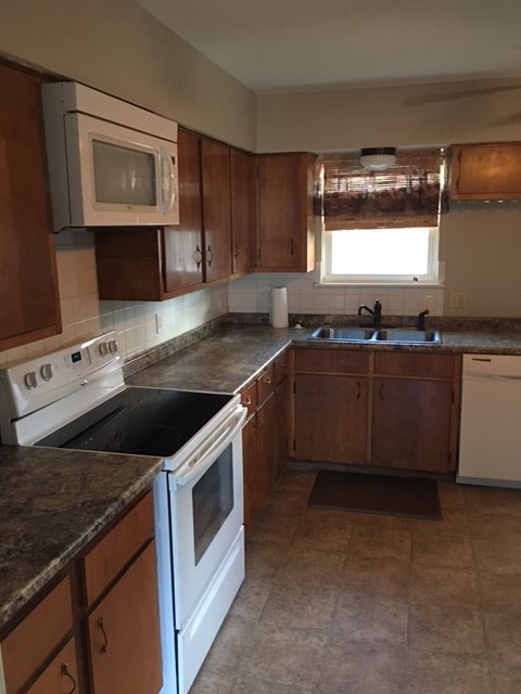 921 Arlington, Sikeston, MO 63801