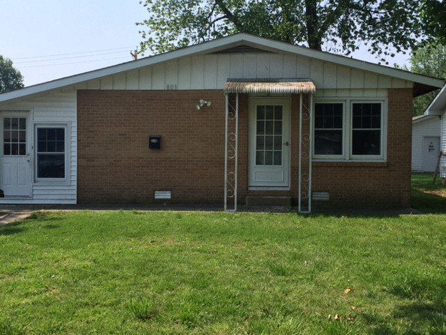 803 West Grant, Dexter, MO 63841