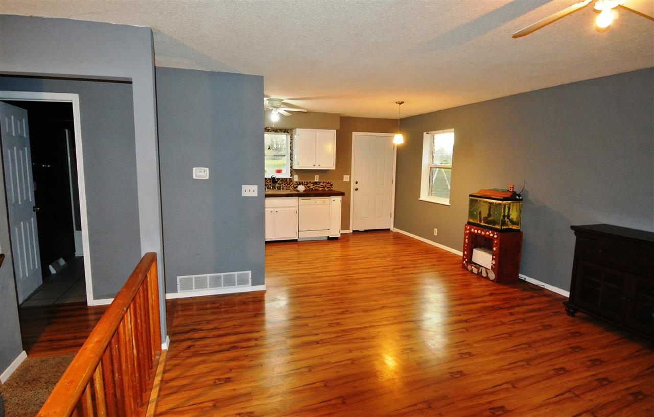 1902 Fernwood, Poplar Bluff, MO 63901
