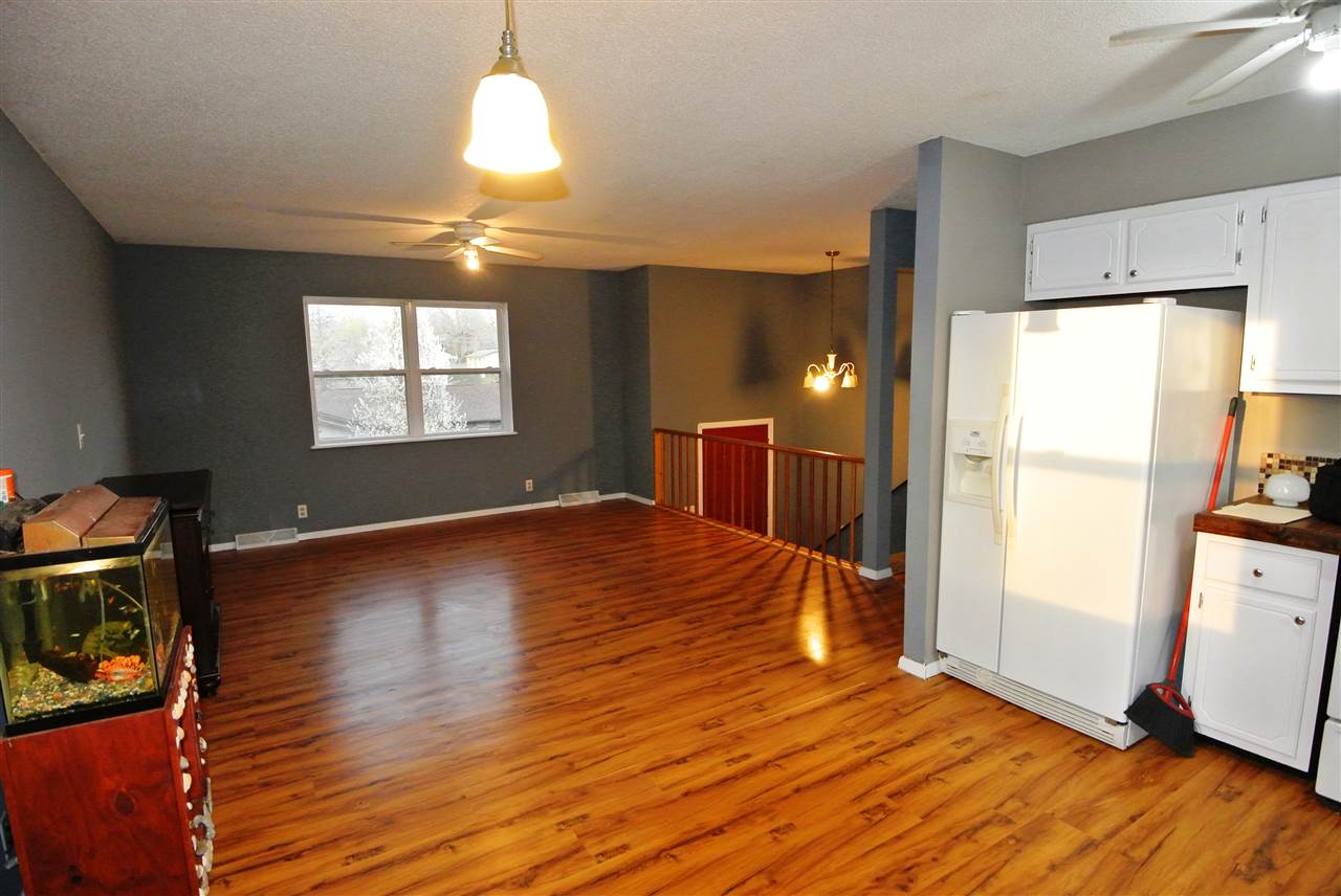 1902 Fernwood, Poplar Bluff, MO 63901
