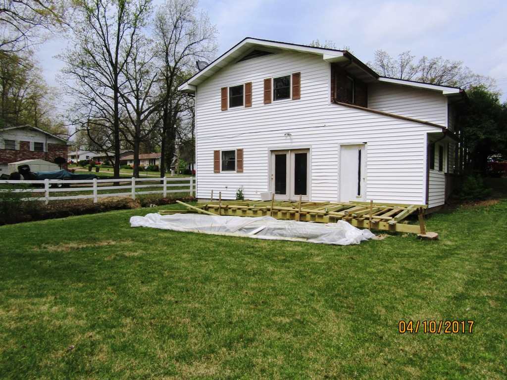 1526 Sunset, Poplar Bluff, MO 63901
