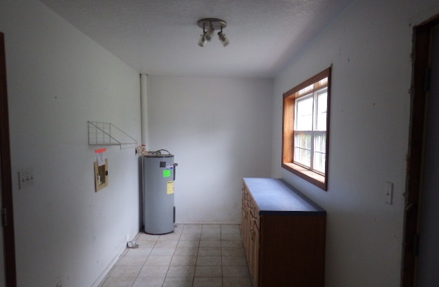 1136 County Road 470, Poplar Bluff, MO 63901