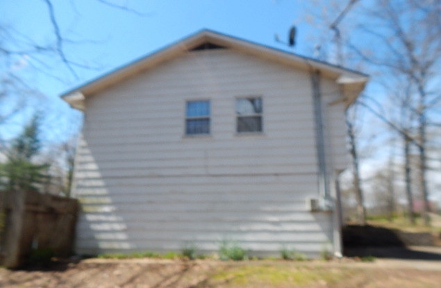 1426 Sylvan, Poplar Bluff, MO 63901