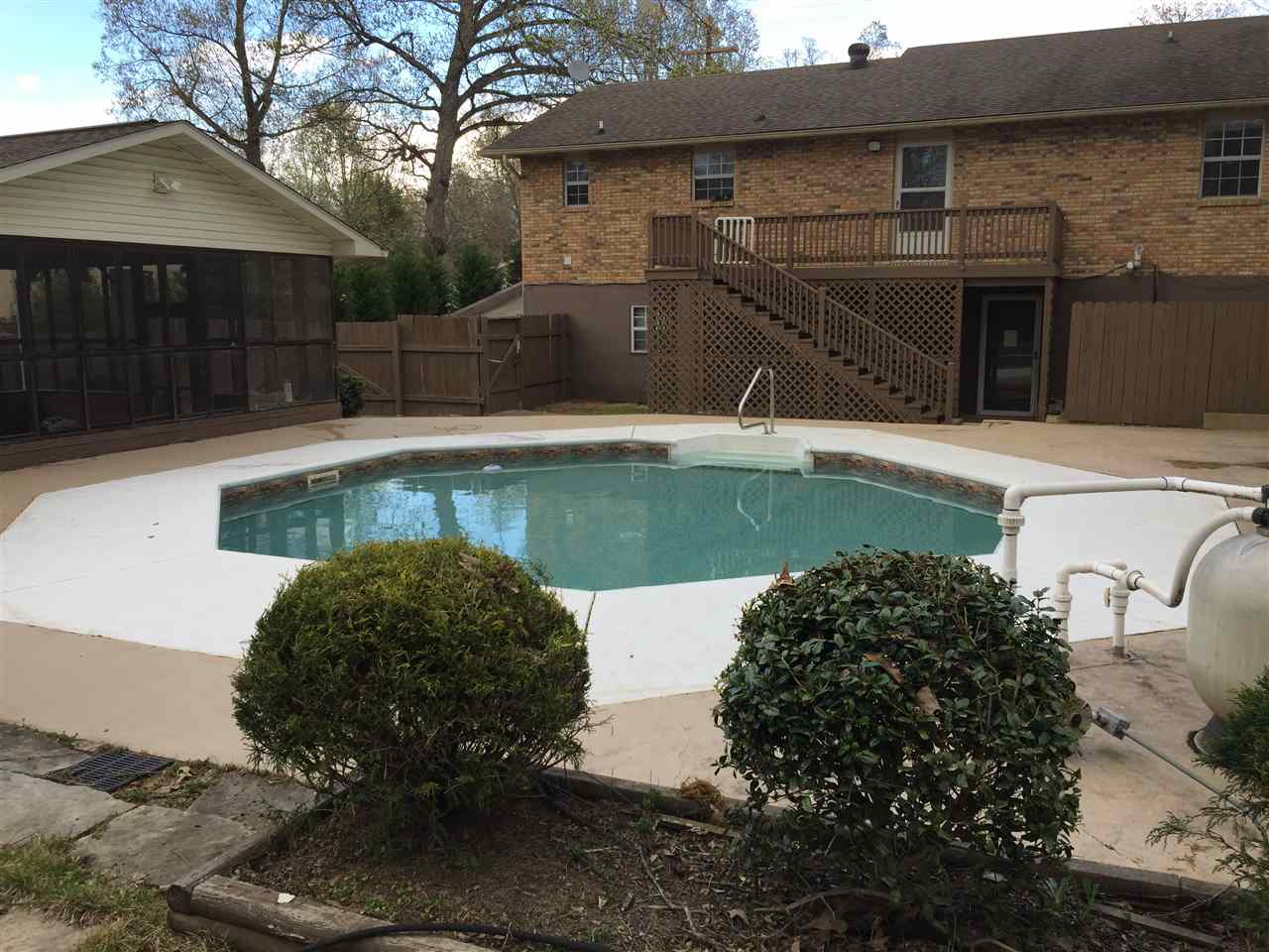 2571 Fox Drive, Poplar Bluff, MO 63901