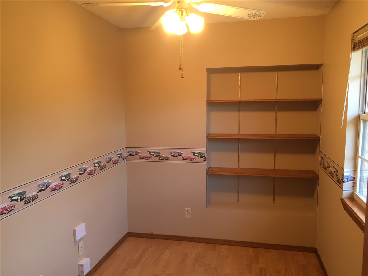2571 Fox Drive, Poplar Bluff, MO 63901