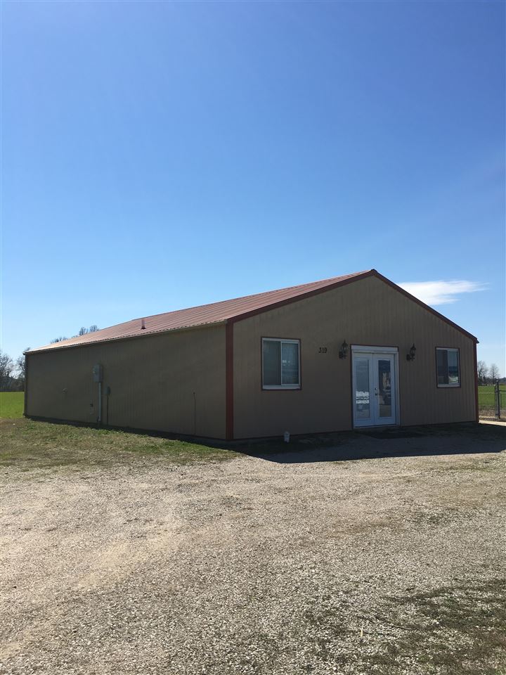 No. 319, Fisk, MO 63932