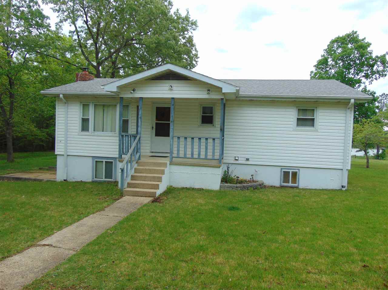 Rt 8 Box 2224, Doniphan, MO 63935