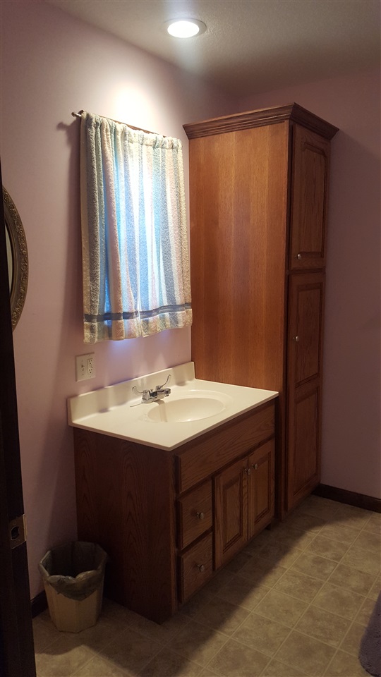 105 Magnolia, Piedmont, MO 63957