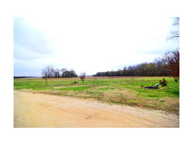 28686 State Hwy V, Puxico, MO 63960