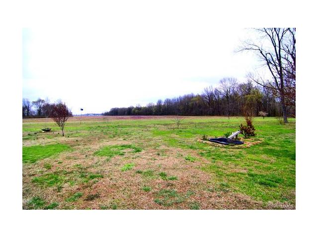 28686 State Hwy V, Puxico, MO 63960