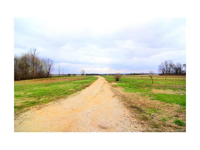 28686 State Hwy V, Puxico, MO 63960