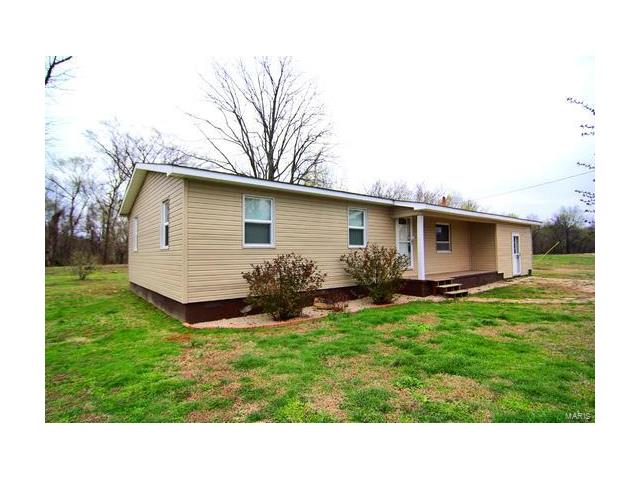 28686 State Hwy V, Puxico, MO 63960