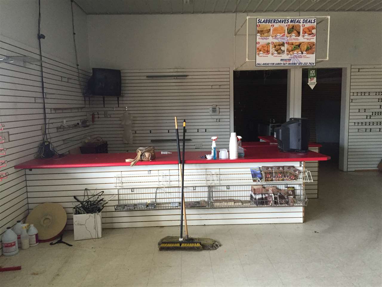 9714 T Hwy, Wappapello, MO 63966