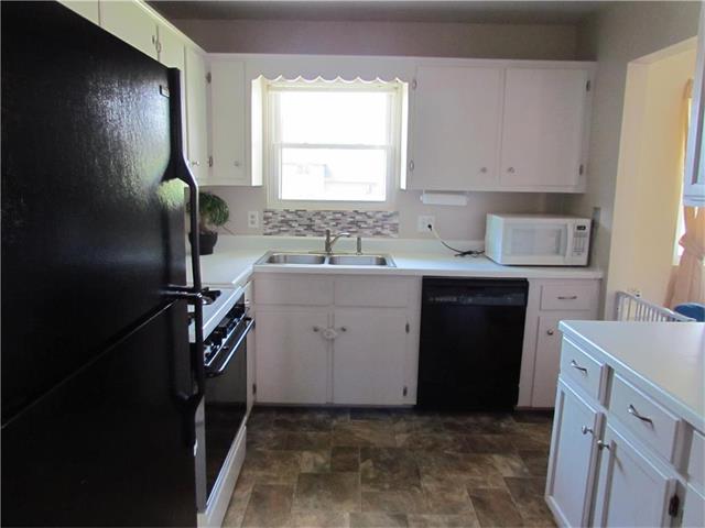 914 Colbern Drive, Belton, MO 64012