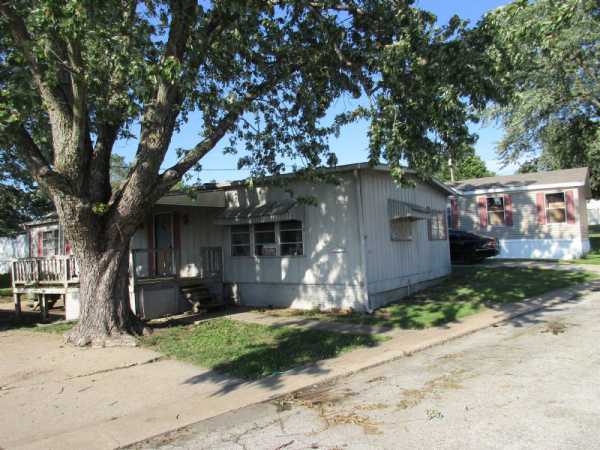 Springdale Lake Estates 12 Third AvenueBelton, MO 64012