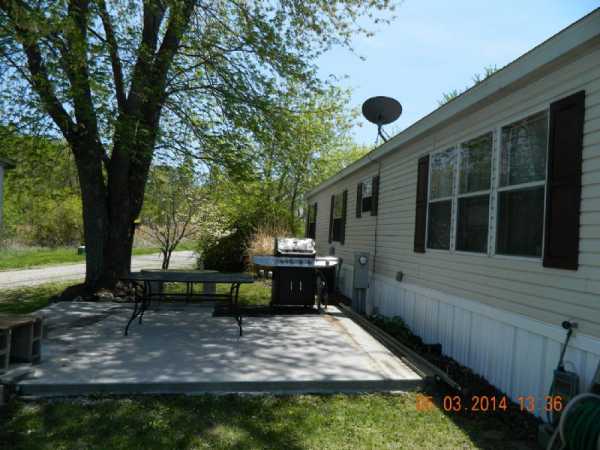 Springdale Lake Estates 1 Narcissus LaneBelton, MO 64012