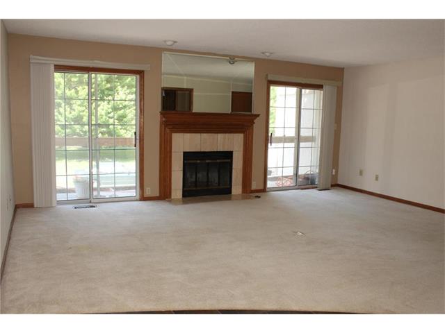 1301 NW Village Drive, Blue Springs, MO 64015