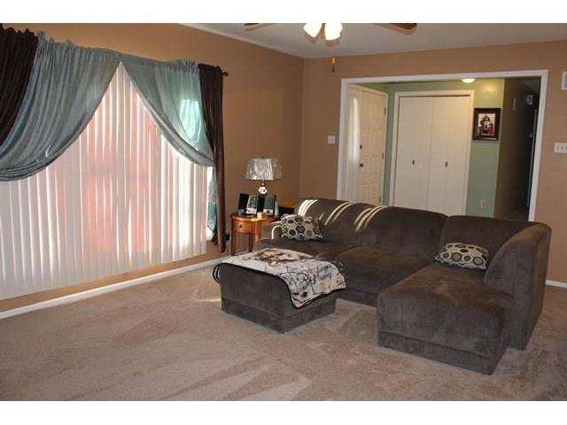 122 SW 26TH Court, Blue Springs, MO 64015