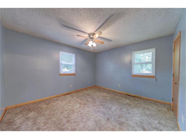 117 Baker Street, Buckner, MO 64016